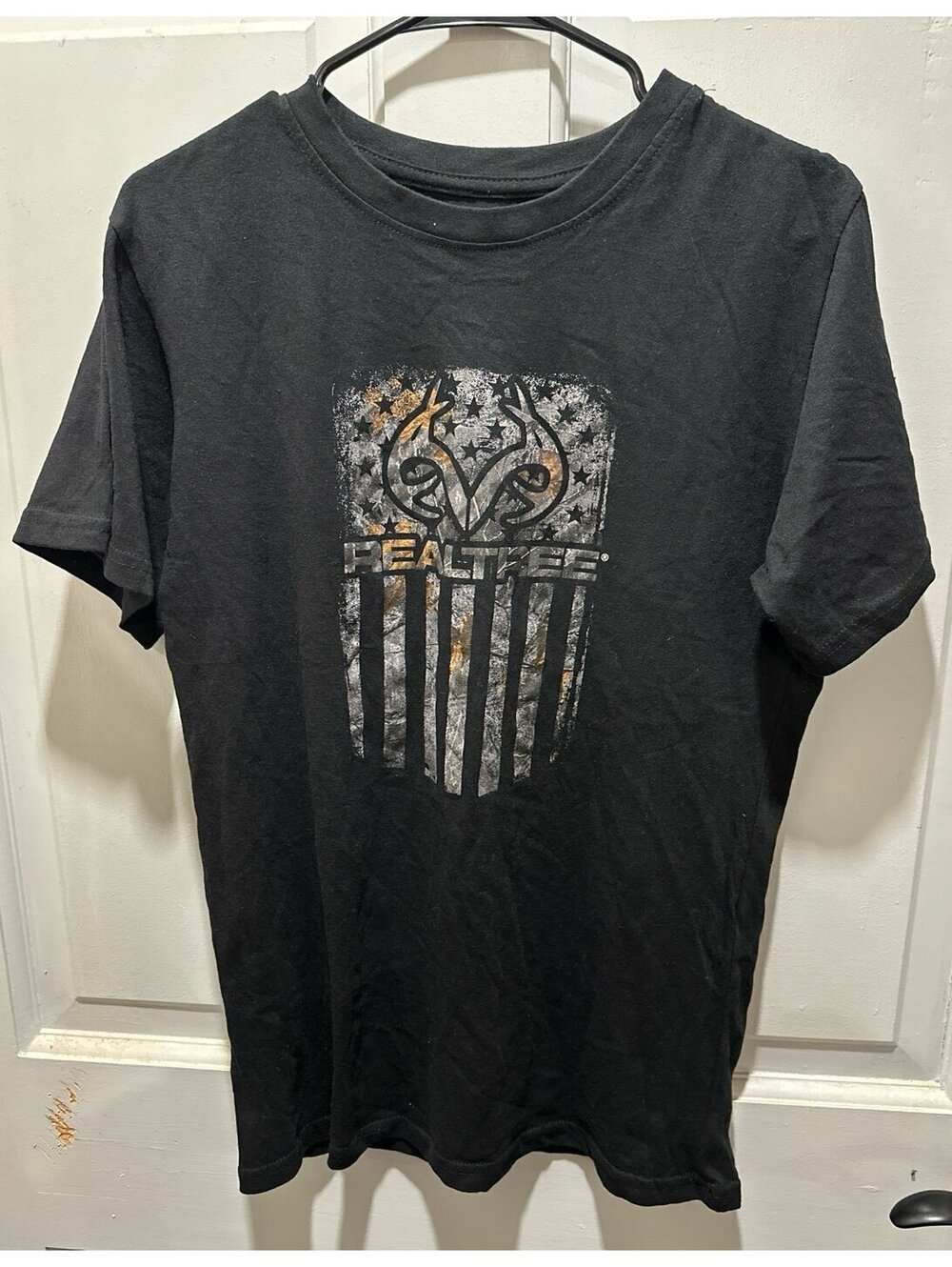 Realtree hunting shirt size medium